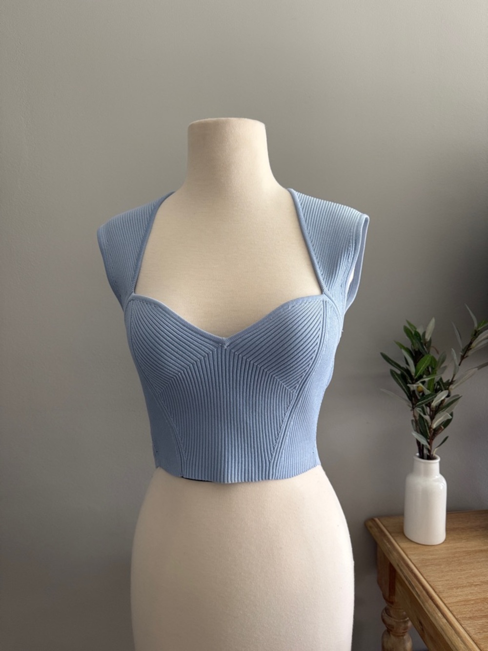 ASTR The Label Alta Top XS Like New